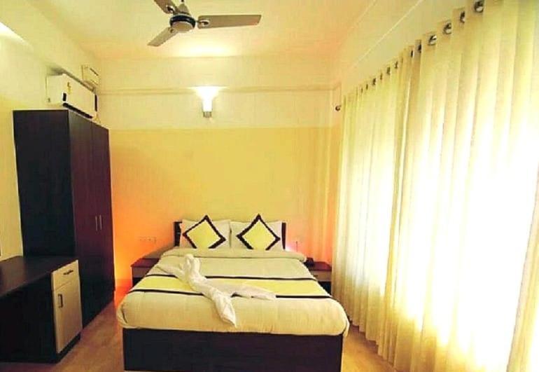 Hotel Tayas Trippapur Kültér fotó