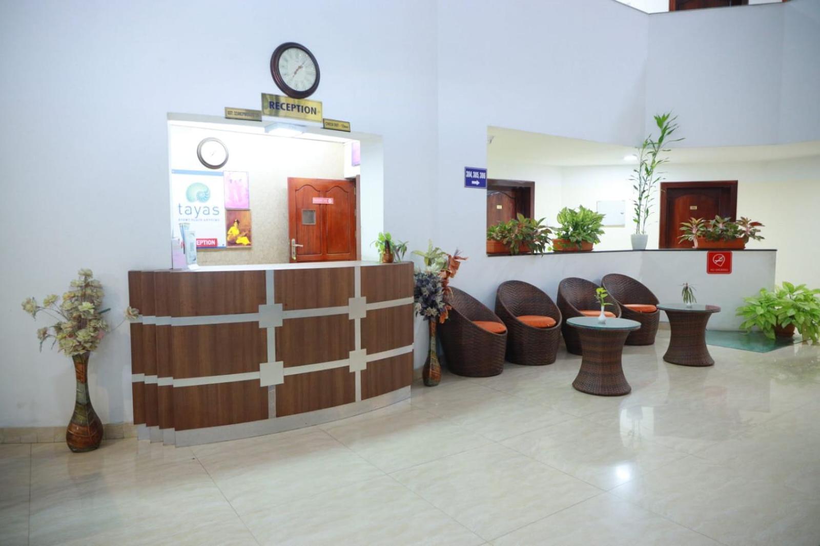 Hotel Tayas Trippapur Kültér fotó